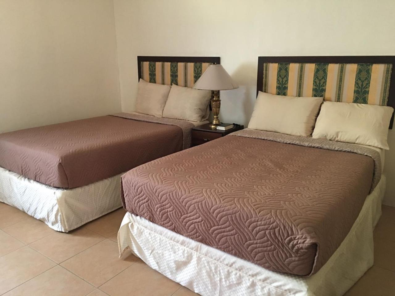 Casa Marina Bed And Breakfast Pagsanjan Exteriör bild